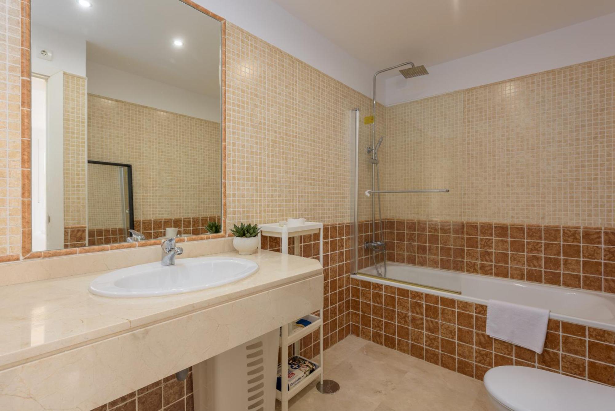 2247-Duplex 3 Bedrooms With 2 Terraces Манилва Экстерьер фото