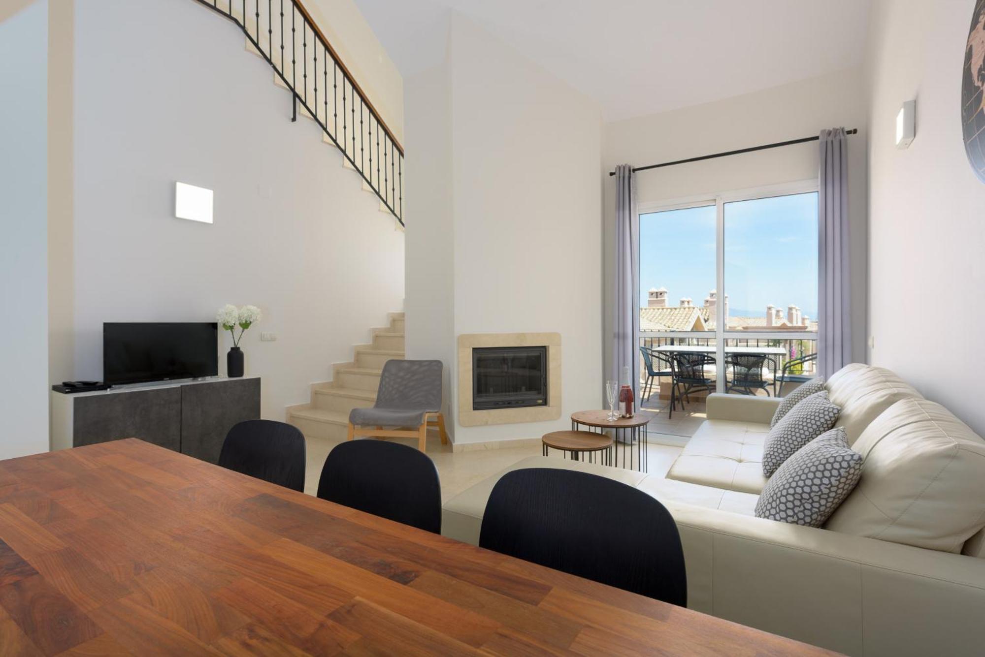 2247-Duplex 3 Bedrooms With 2 Terraces Манилва Экстерьер фото